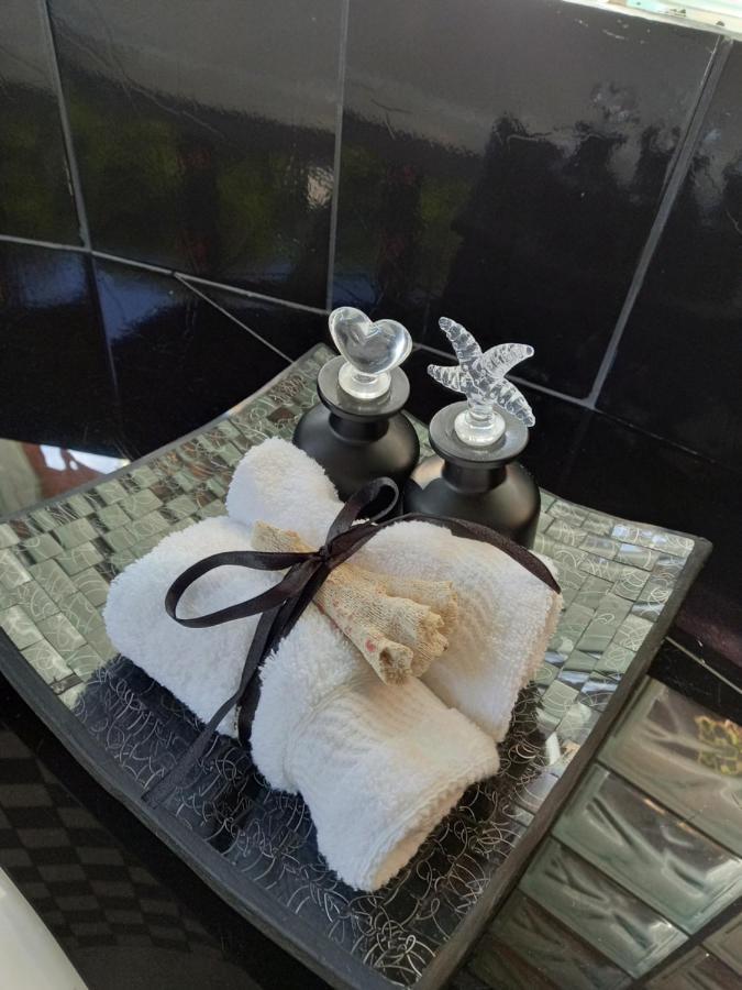 Luxury Suites Vila Indonesia Garopaba Eksteriør billede