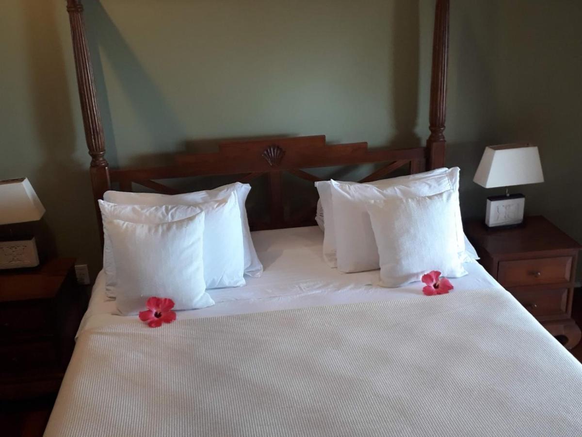 Luxury Suites Vila Indonesia Garopaba Eksteriør billede