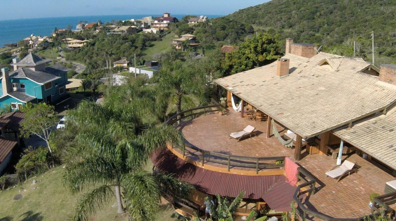 Luxury Suites Vila Indonesia Garopaba Eksteriør billede